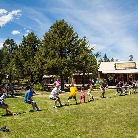 Bend-Sunriver Camping Resort 24 Ft. Yurt 16 Eksteriør billede