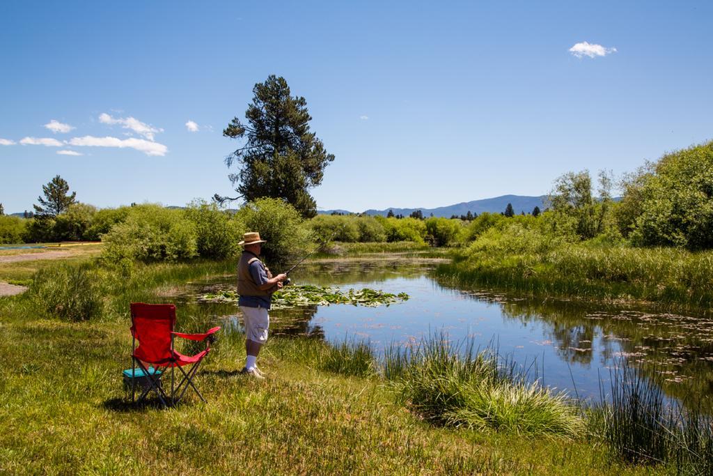 Bend-Sunriver Camping Resort 24 Ft. Yurt 16 Eksteriør billede