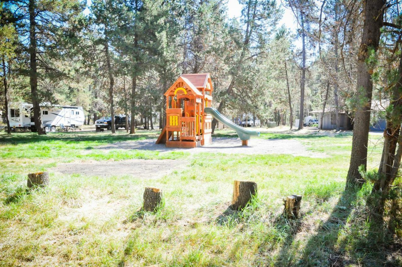 Bend-Sunriver Camping Resort 24 Ft. Yurt 16 Eksteriør billede