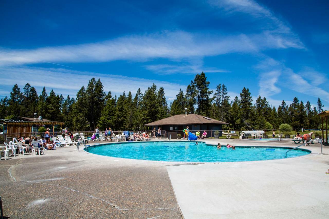 Bend-Sunriver Camping Resort 24 Ft. Yurt 16 Eksteriør billede